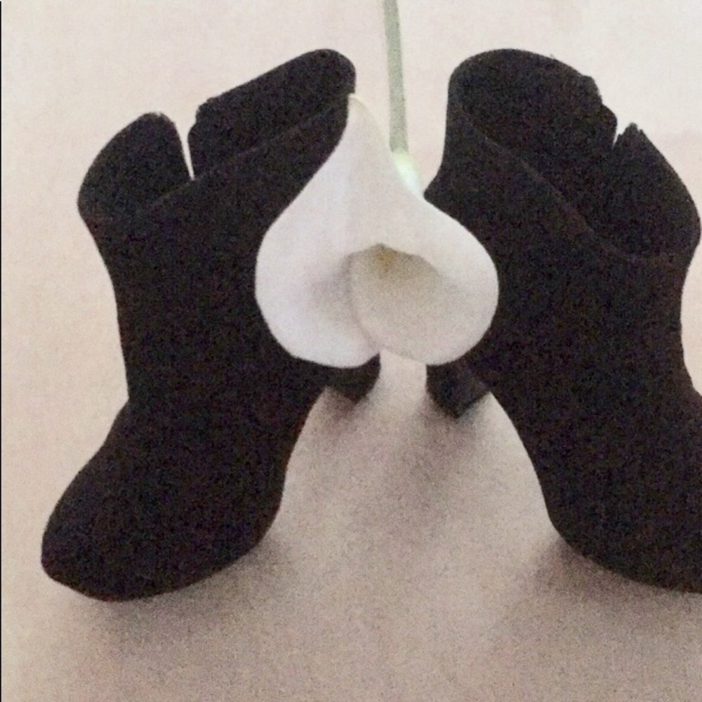 High heel platform boots